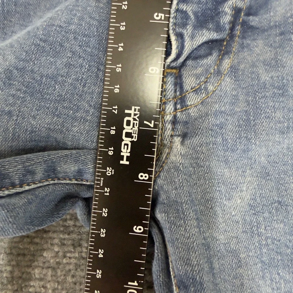 Levi's Skinny Taper Jeans Medium Wash Blue Size W29 L32 Nice wash and fade